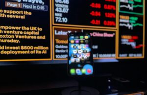 ボーイングとPalantir、AI提携